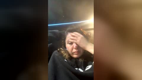 Natymia online show from January 18, 1:37 pm