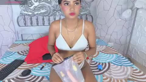 Snapshot of natyrussel chatting on July 7, 11:58 am natyrussel online show from July 7, 11:58 am