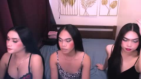 naughtcummer_yllana online show from April 22, 2:14 am