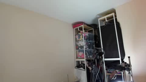 Snapshot of naughtiestgal chatting on December 4, 7:34 pm NaughtiestGal online show from December 4, 7:34 pm