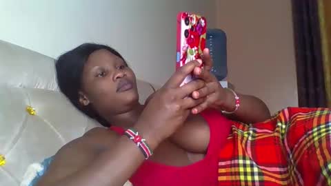 Snapshot of naughty8779 chatting on September 27, 7:19 pm naughty8779 online show from September 27, 7:19 pm