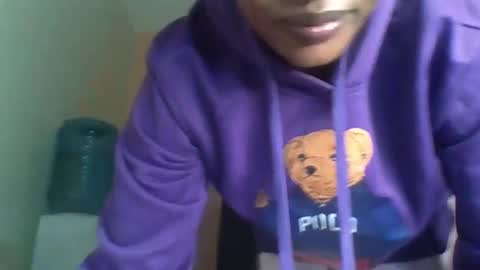 naughty8779 online show from March 4, 4:51 am