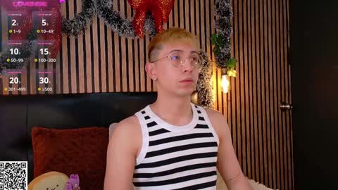 Christopher  Chris online show from January 4, 12:16 pm