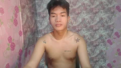 Snapshot of naughty_angelo chatting on July 2, 12:44 pm naughty_angelo online show from July 2, 12:44 pm
