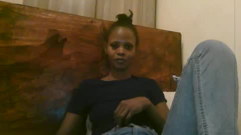 Snapshot of naughty_babe000 chatting on June 3, 8:47 pm alisha online show from June 3, 8:47 pm