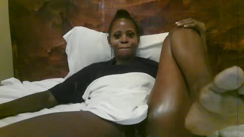 Snapshot of naughty_babe000 chatting on June 9, 4:46 am alisha online show from June 9, 4:46 am