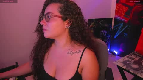 Megan online show from April 2, 4:32 am