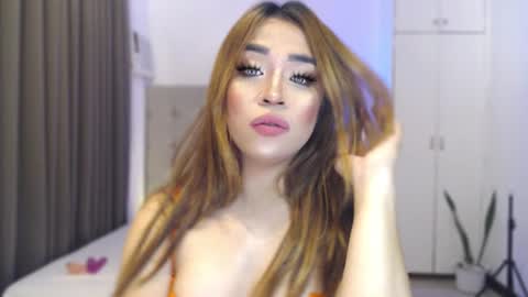 Queen Jess online show from June 8, 3:34 pm