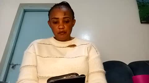 Snapshot of naughty_girl24722293 chatting on June 23, 10:02 am ask online show from June 23, 10:02 am