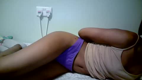 Snapshot of naughty_kesh chatting on September 12, 8:25 am kesh online show from September 12, 8:25 am