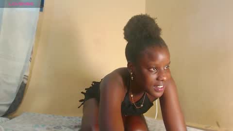 naomi online show from September 18, 1:35 pm