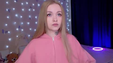 Mable online show from February 22, 11:58 pm