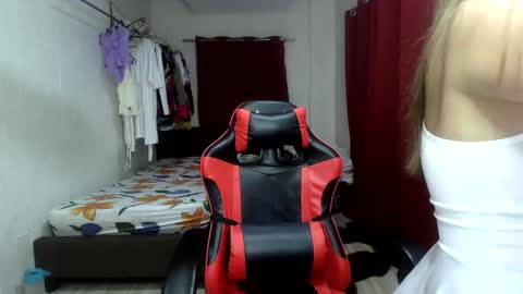 Maria online show from December 19, 2:24 pm