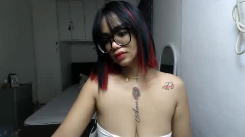 Maria online show from April 22, 10:06 am