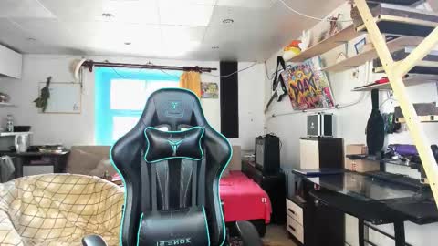 Snapshot of naughty_nik43 chatting on September 24, 10:07 am Nik online show from September 24, 10:07 am