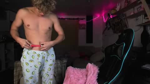 Snapshot of naughty_nik43 chatting on October 1, 1:55 am Nik online show from October 1, 1:55 am