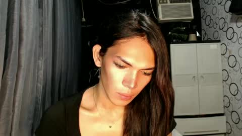 Snapshot of naughty_princess24 chatting on June 21, 9:28 pm Ariela online show from June 21, 9:28 pm