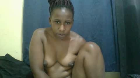 Snapshot of naughty_slender2 chatting on September 11, 2:28 pm jn online show from September 11, 2:28 pm