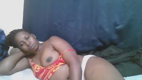 Snapshot of naughty_slender2 chatting on September 17, 8:32 pm jn online show from September 17, 8:32 pm