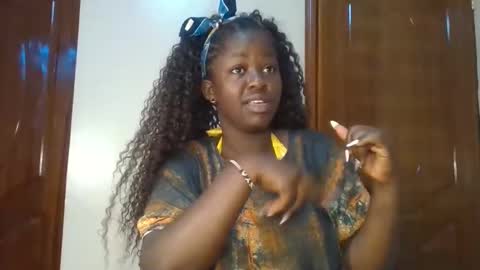 Lydiah online show from September 14, 1:43 pm
