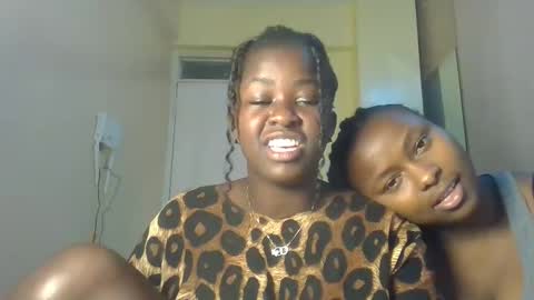 Lydiah online show from October 4, 1:20 pm