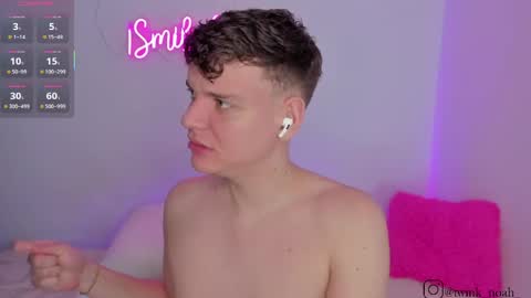 Snapshot of naughty_twink_ chatting on May 14, 4:58 pm Noah online show from May 14, 4:58 pm
