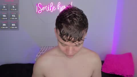 Snapshot of naughty_twink_ chatting on May 26, 4:25 pm Noah online show from May 26, 4:25 pm