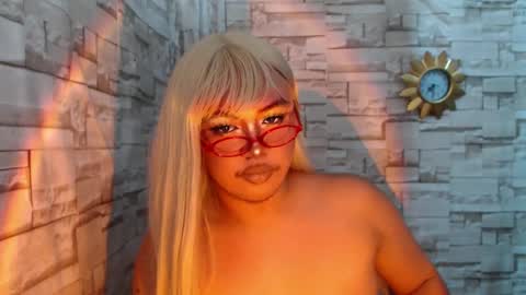 naughty_ursula21xxx online show from January 28, 12:00 pm