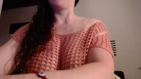 Snapshot of naughty_woman4u chatting on December 21, 10:50 am Lilith online show from December 21, 10:50 am