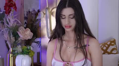 naughtyalicee online show from July 13, 6:38 am