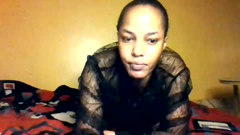 Snapshot of naughtyaura_ebony chatting on July 11, 9:34 am Bree doll online show from July 11, 9:34 am
