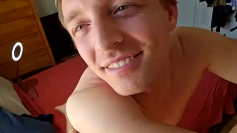 Snapshot of naughtyb791 chatting on July 3, 7:53 pm StrawberryThickcakes online show from July 3, 7:53 pm