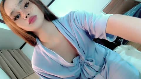 bella online show from June 15, 8:33 pm