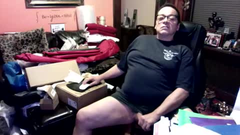 Snapshot of naughtybone chatting on March 5, 6:53 am naughtybone online show from March 5, 6:53 am