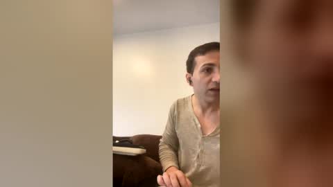 naughtybunnnies online show from December 15, 7:23 am