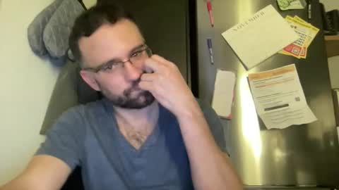 naughtycanadian69 online show from November 25, 4:34 am