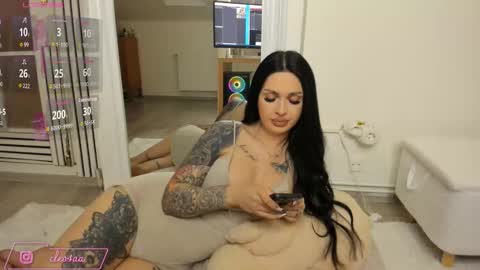 cleo online show from February 23, 4:10 am