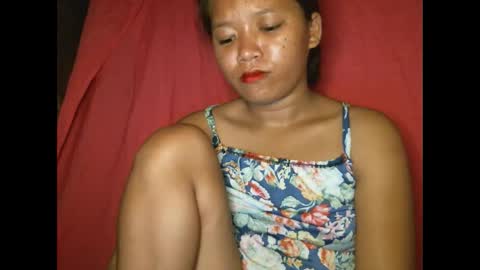 Snapshot of naughtycuttieangel chatting on April 25, 5:54 pm naughtycuttieangel online show from April 25, 5:54 pm