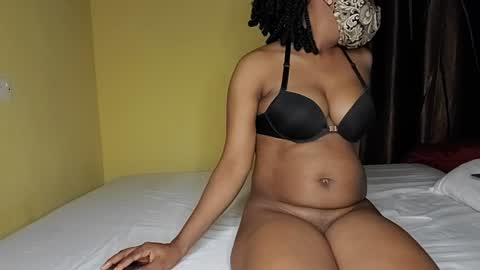 Snapshot of naughtygal0001 chatting on June 21, 5:21 am NaughtyGal online show from June 21, 5:21 am