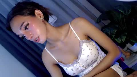 Snapshot of naughtygirlintown chatting on June 10, 11:20 am Mariella online show from June 10, 11:20 am