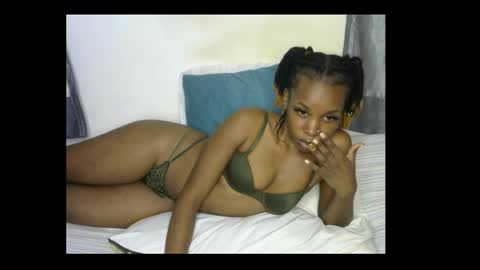 naughtyie online show from October 19, 7:47 pm