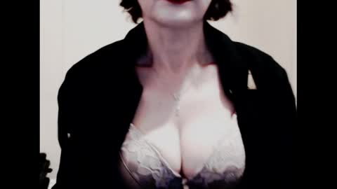 Jenny online show from May 22, 1:57 am