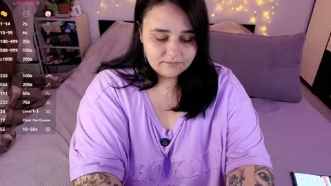 Chris online show from April 9, 4:34 am