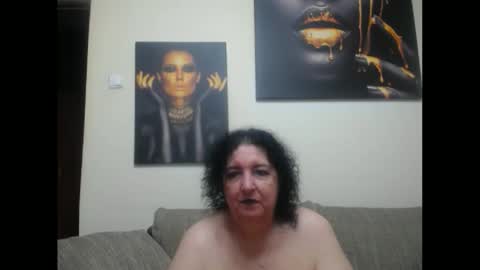 Snapshot of naughtykorin chatting on April 29, 12:27 am korin online show from April 29, 12:27 am