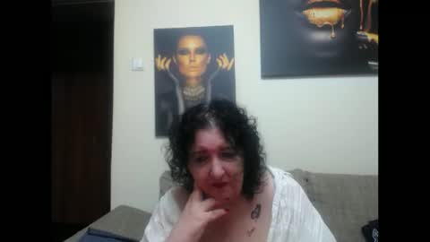 Snapshot of naughtykorin chatting on May 19, 7:31 pm korin online show from May 19, 7:31 pm