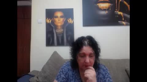 Snapshot of naughtykorin chatting on May 25, 2:34 pm korin online show from May 25, 2:34 pm