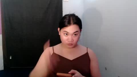 Snapshot of naughtyluna_xxx chatting on July 12, 9:22 am Pretty Luna online show from July 12, 9:22 am