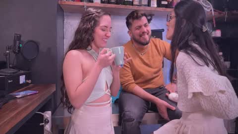 ANDREA STEPH  MIKE online show from December 14, 6:20 pm