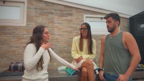 ANDREA STEPH  MIKE online show from September 24, 8:39 am