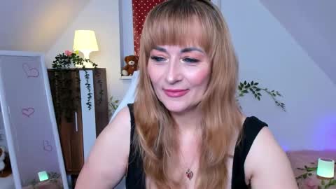 Snapshot of naughtymilane chatting on October 24, 8:16 pm Milana - on air every day except Wednesday from 9 pm to 4 am European time online show from October 24, 8:16 pm